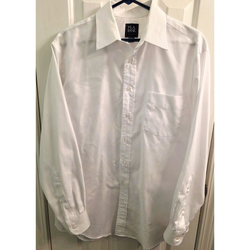 JOS.A.BANK Traveler Collection Tailored Fit Button-Down Dress Shirt 34-16 1/2